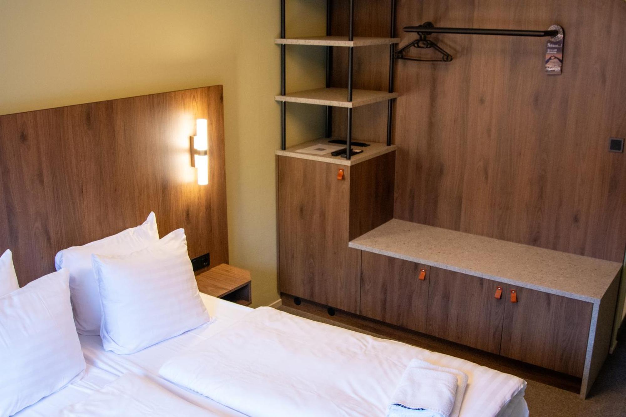 Strandhotel De Logerij 레네세 외부 사진
